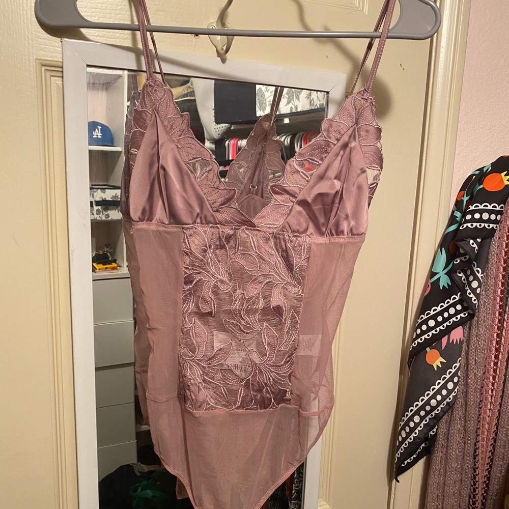 NWOT honey punch bodysuit lace